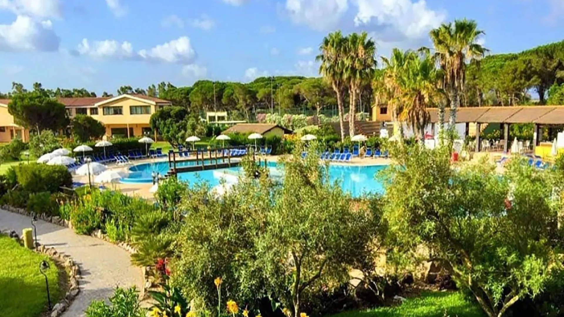 Villa Immersed In The Pine Forest In Sardinia Arborea